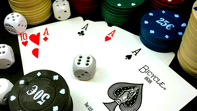 How to count points for Baccarat cards